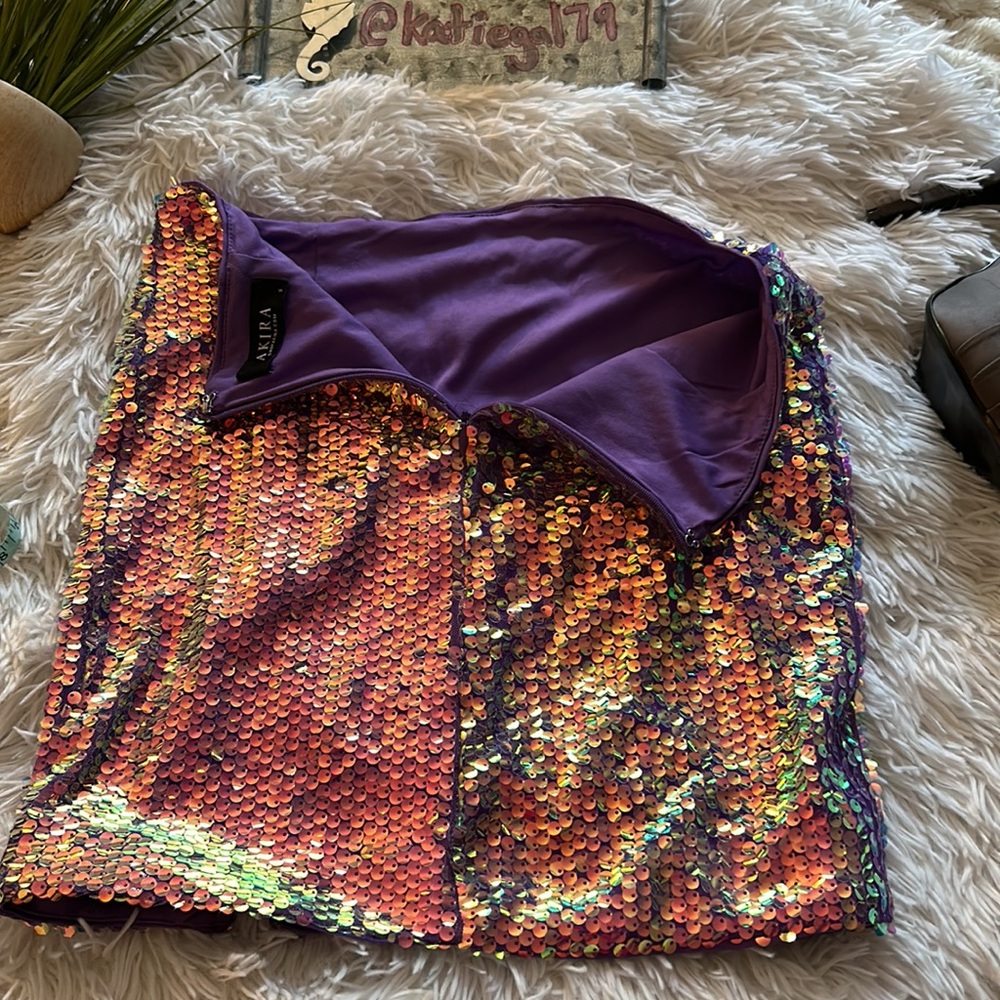 Akira sz S purple sequin iridescent lilac opal side slit zipper back min… - Picture 11 of 11